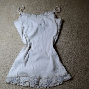 A white Built-in bra tank top